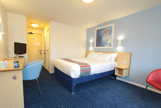 Travelodge Bath Central Szoba fotó